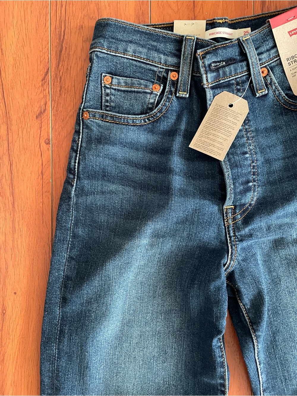 Levi’s Ribcage Straight Leg jeans, NWT - Picture 6 of 10